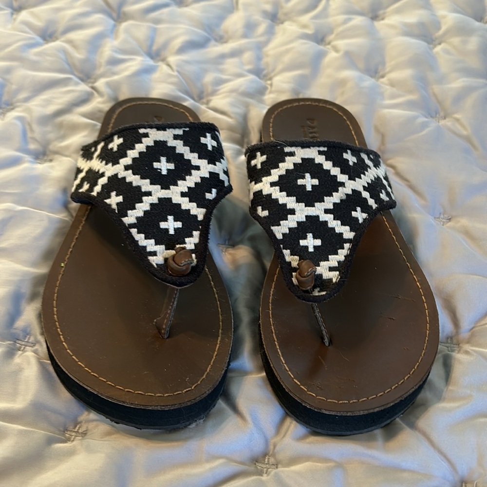 Acorn leather flip-flops with arch support - Picture 2 of 5